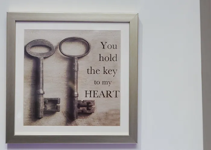 Live In Leeds Greenhill Hotel Bradley (Staffordshire)