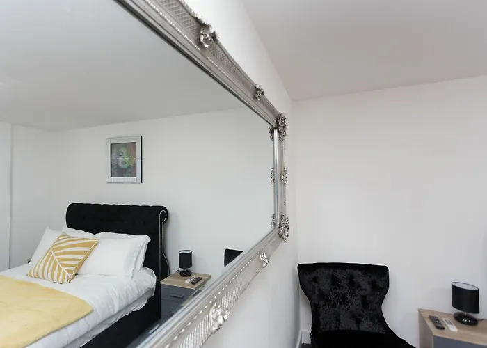 Hotel Live In Leeds Greenhill