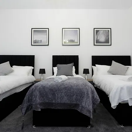 Apartment Live In Leeds Greenhill *