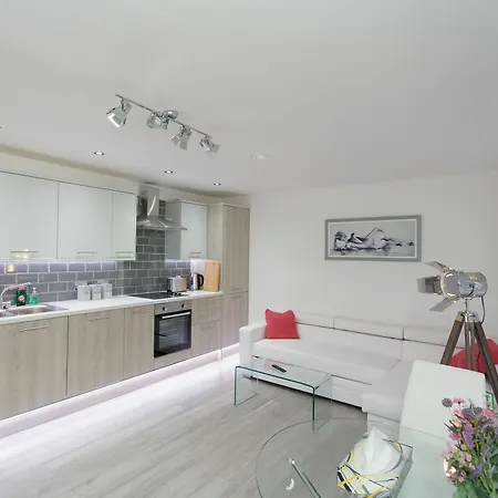 Live In Leeds Greenhill Bradley (Staffordshire)