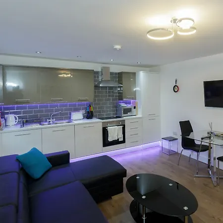 Apartment Live In Leeds Greenhill *