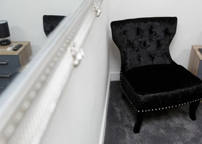 Live In Leeds Greenhill 4*