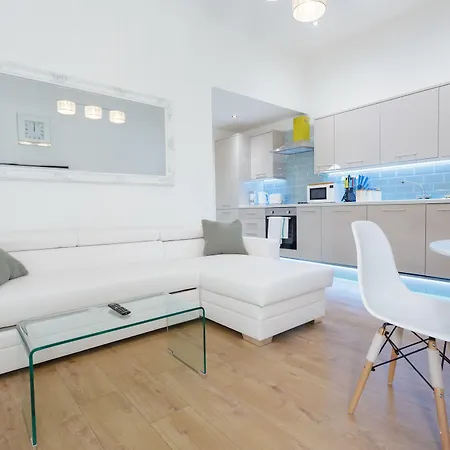 Live In Leeds Greenhill 호텔 4*